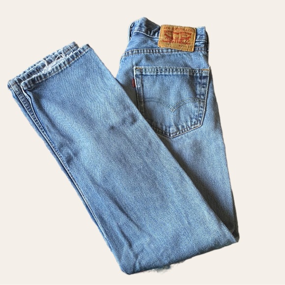 Levi’s 505 Jeans - Picture 2 of 4